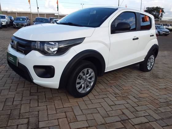 FIAT MOBI 1.0 EVO FLEX LIKE. MANUAL FIAT MOBI 1.0 EVO FLEX LIKE. MANUAL